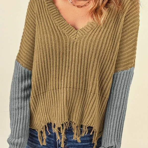 Gray Hollow-out Distressed Tassels Sweater - Picture 3 of 5